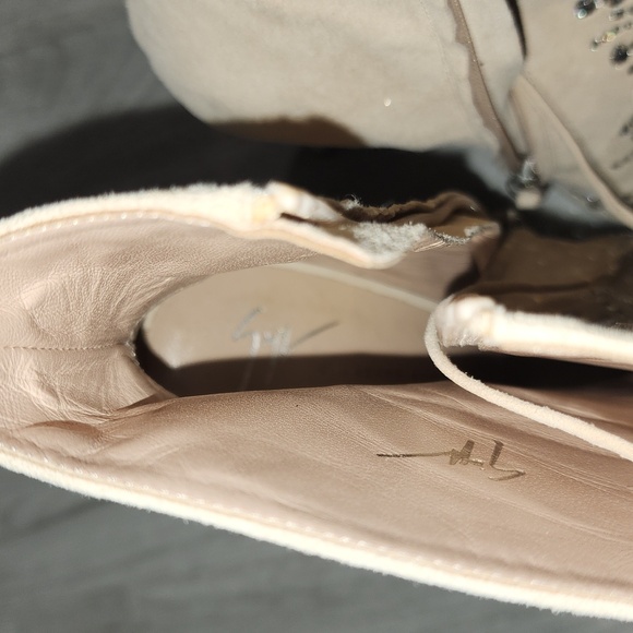 Giuseppe Zanotti Kaylee Booties - Picture 5 of 15